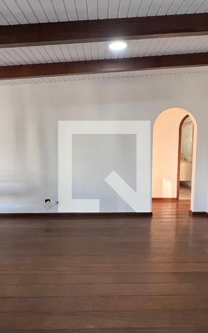 Casa para alugar com 929m², 4 quartos e 4 vagas Casa para alugar com 929m², 4 quartos e 4 vagasSala privativa