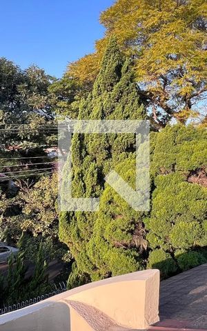 Casa para alugar com 929m², 4 quartos e 4 vagas Casa para alugar com 929m², 4 quartos e 4 vagasSacada