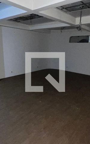 Casa para alugar com 929m², 4 quartos e 4 vagas Casa para alugar com 929m², 4 quartos e 4 vagasSalão de Festas