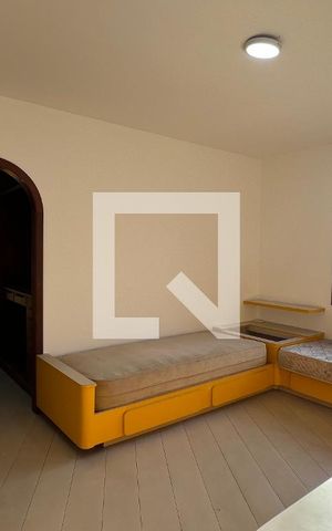 Casa para alugar com 929m², 4 quartos e 4 vagas Casa para alugar com 929m², 4 quartos e 4 vagasQuarto 1