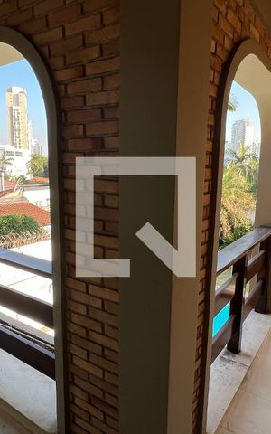 Casa para alugar com 929m², 4 quartos e 4 vagas Casa para alugar com 929m², 4 quartos e 4 vagasVaranda
