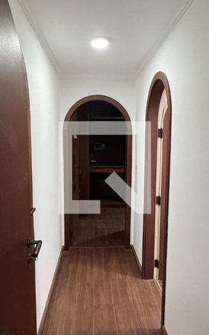 Casa para alugar com 929m², 4 quartos e 4 vagas Casa para alugar com 929m², 4 quartos e 4 vagasCorredor da saúde