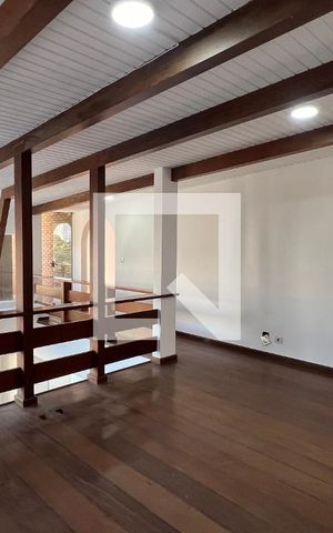 Casa para alugar com 929m², 4 quartos e 4 vagas Casa para alugar com 929m², 4 quartos e 4 vagasSala privativa