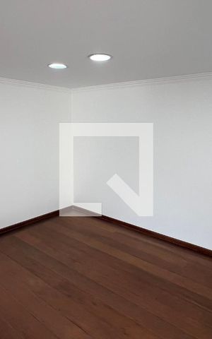 Casa para alugar com 929m², 4 quartos e 4 vagas Casa para alugar com 929m², 4 quartos e 4 vagasSala