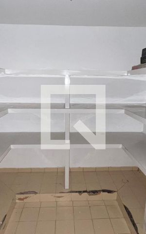 Casa para alugar com 929m², 4 quartos e 4 vagas Casa para alugar com 929m², 4 quartos e 4 vagasDepósito
