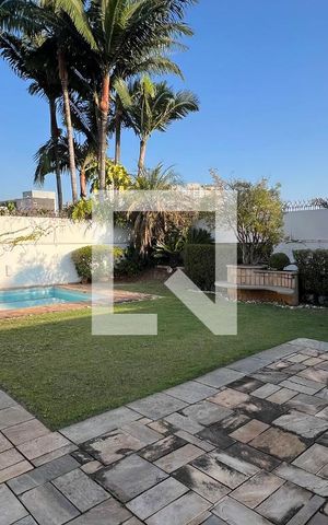 Casa para alugar com 929m², 4 quartos e 4 vagas Casa para alugar com 929m², 4 quartos e 4 vagasQuintal