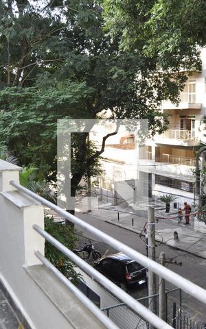 Apartamento à venda com 183m², 4 quartos e sem vagaVaranda