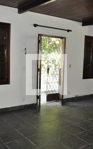 Apartamento à venda com 183m², 4 quartos e sem vagaQuarto 4
