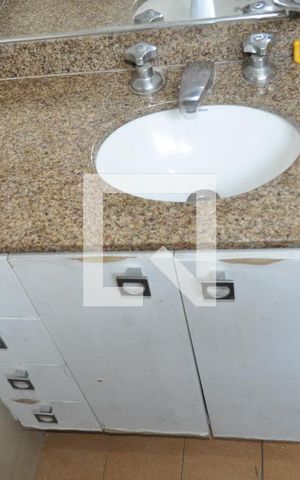 Apartamento à venda com 183m², 4 quartos e sem vagaBanheiro 1