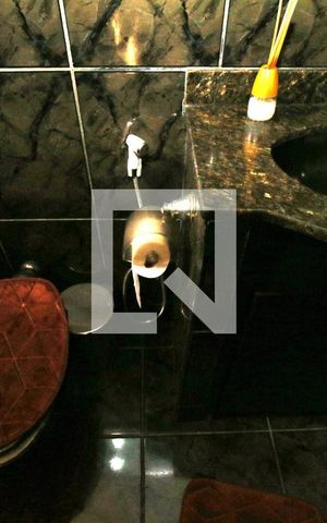 Casa à venda com 100m², 2 quartos e sem vagaBanheiro Social