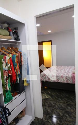 Casa à venda com 100m², 2 quartos e sem vagaCloset