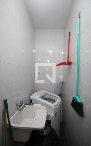 Casa à venda com 100m², 2 quartos e sem vagaÁrea de Serviço