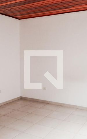 Casa para alugar com 50m², 1 quarto e sem vaga Casa para alugar com 50m², 1 quarto e sem vagaQuarto
