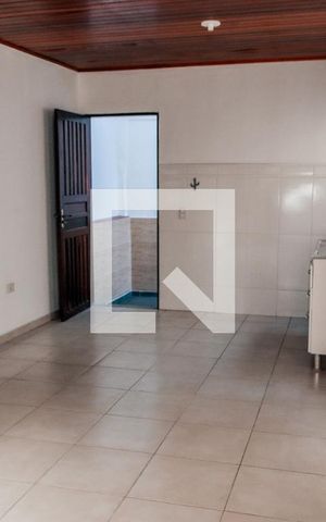 Casa para alugar com 50m², 1 quarto e sem vaga Casa para alugar com 50m², 1 quarto e sem vagaSala/Cozinha