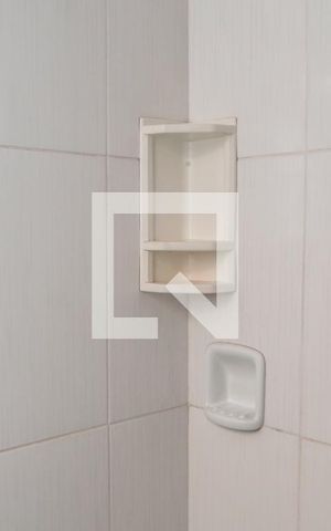 Casa para alugar com 50m², 1 quarto e sem vaga Casa para alugar com 50m², 1 quarto e sem vagaBanheiro