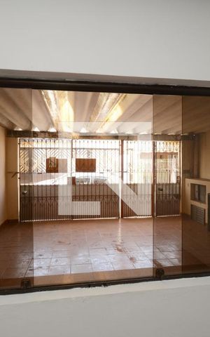 Casa à venda com 116m², 2 quartos e 2 vagasVista da Sala
