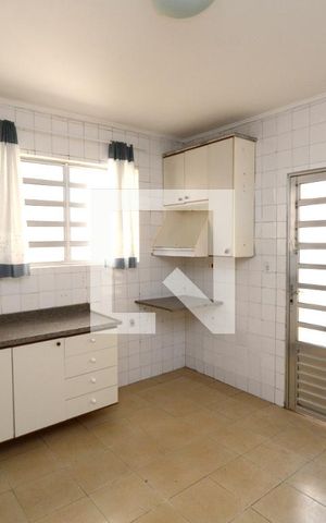 Casa à venda com 116m², 2 quartos e 2 vagasCozinha