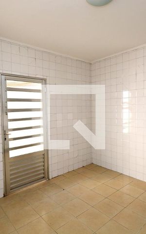 Casa à venda com 116m², 2 quartos e 2 vagasCozinha