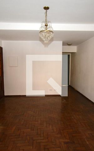 Casa à venda com 116m², 2 quartos e 2 vagasSala