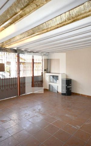 Casa à venda com 116m², 2 quartos e 2 vagasGaragem