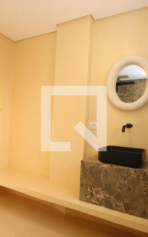 Studio à venda com 75m², 1 quarto e sem vagaBanheiro
