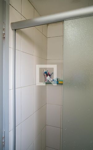 Apartamento à venda com 57m², 3 quartos e 1 vaga Apartamento à venda com 57m², 3 quartos e 1 vagaBanheiro|