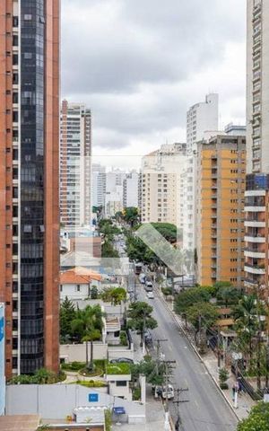 Apartamento à venda com 165m², 3 quartos e 1 vaga Apartamento à venda com 165m², 3 quartos e 1 vagaVaranda Sala vista