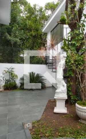 Casa à venda com 360m², 3 quartos e 3 vagas