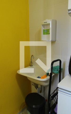 Apartamento para alugar com 45m², 2 quartos e 1 vagaÁrea de serviço