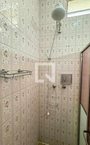 Casa à venda com 360m², 4 quartos e sem vaga Casa à venda com 360m², 4 quartos e sem vagaBanheiro