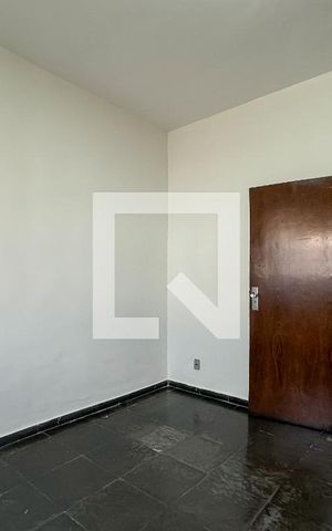 Casa à venda com 360m², 4 quartos e sem vaga Casa à venda com 360m², 4 quartos e sem vagaQuarto 1