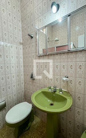 Casa à venda com 360m², 4 quartos e sem vaga Casa à venda com 360m², 4 quartos e sem vagaBanheiro