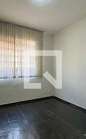 Casa à venda com 360m², 4 quartos e sem vaga Casa à venda com 360m², 4 quartos e sem vagaQuarto 1