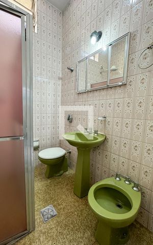 Casa à venda com 360m², 4 quartos e sem vaga Casa à venda com 360m², 4 quartos e sem vagaBanheiro