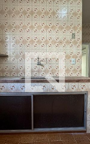 Casa à venda com 360m², 4 quartos e sem vaga Casa à venda com 360m², 4 quartos e sem vagaCozinha