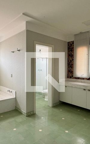 Casa de condomínio à venda com 1100m², 3 quartos e 8 vagasBanheiro da Suíte 3