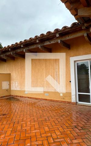 Casa de condomínio à venda com 1100m², 3 quartos e 8 vagasVaranda da Sala