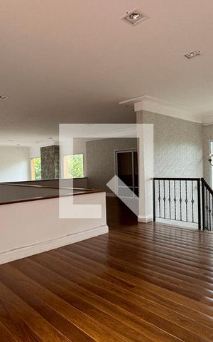 Casa de condomínio à venda com 1100m², 3 quartos e 8 vagasSala 2