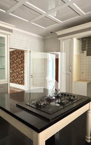 Casa de condomínio à venda com 1100m², 3 quartos e 8 vagasCozinha