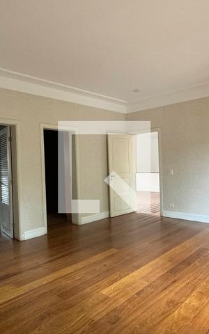 Casa de condomínio à venda com 1100m², 3 quartos e 8 vagasSuíte 3