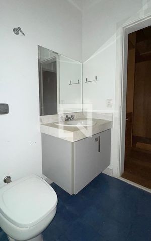 Casa de condomínio à venda com 1100m², 3 quartos e 8 vagasBanheiro da Suíte 2