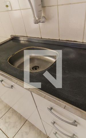 Apartamento à venda com 48m², 2 quartos e 1 vaga Apartamento à venda com 48m², 2 quartos e 1 vagaCozinha