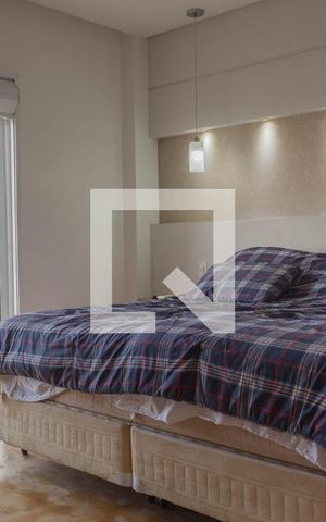 Casa de condomínio à venda com 580m², 4 quartos e 8 vagas Casa de condomínio à venda com 580m², 4 quartos e 8 vagasSuíte 1