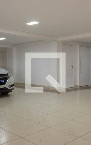 Casa de condomínio à venda com 580m², 4 quartos e 8 vagas Casa de condomínio à venda com 580m², 4 quartos e 8 vagasGaragem