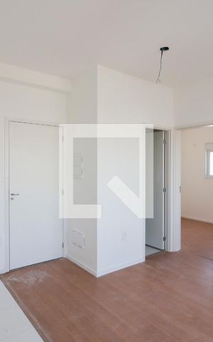 Apartamento à venda com 37m², 2 quartos e 1 vagaSala/Cozinha/Área de Serviço