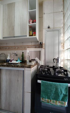 Apartamento à venda com 52m², 1 quarto e 1 vagaCozinha - Armários