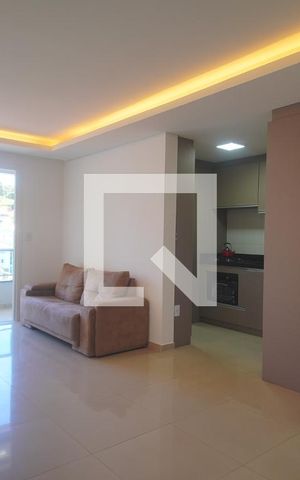 Apartamento à venda com 82m², 2 quartos e 2 vagas Apartamento à venda com 82m², 2 quartos e 2 vagasSala