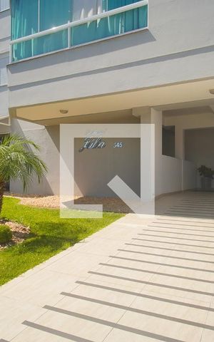 Apartamento à venda com 82m², 2 quartos e 2 vagas Apartamento à venda com 82m², 2 quartos e 2 vagasEntrada