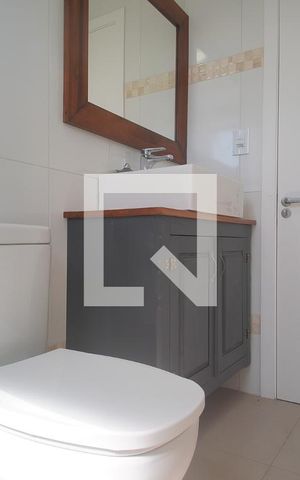 Apartamento à venda com 82m², 2 quartos e 2 vagas Apartamento à venda com 82m², 2 quartos e 2 vagasBanheiro