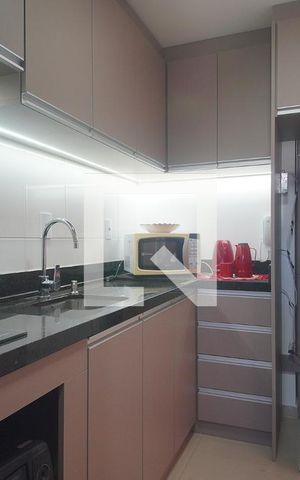 Apartamento à venda com 82m², 2 quartos e 2 vagas Apartamento à venda com 82m², 2 quartos e 2 vagasCozinha